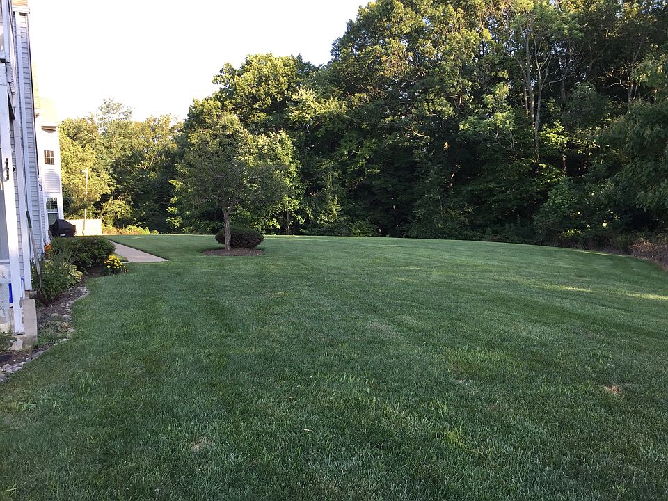 2nd image of 3901 Bennett Pl