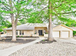 431 Timber Ridge Dr, Kerrville, TX 78028