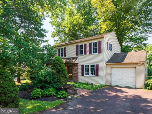 3790 Lower Lewis Rd, Collegeville, PA 19426