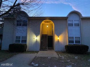 17574 144th Ave APT E1, Nunica, MI 49448