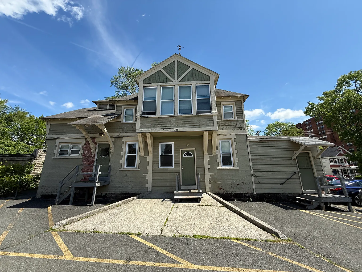 1 bed, 850 sqft, $1,250 — Photo 1