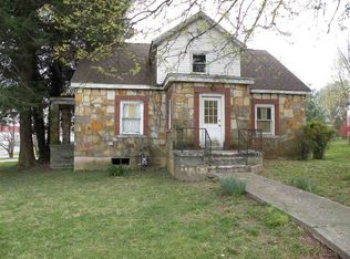 407 Varmint Trace Rd, Princeton, KY 42445