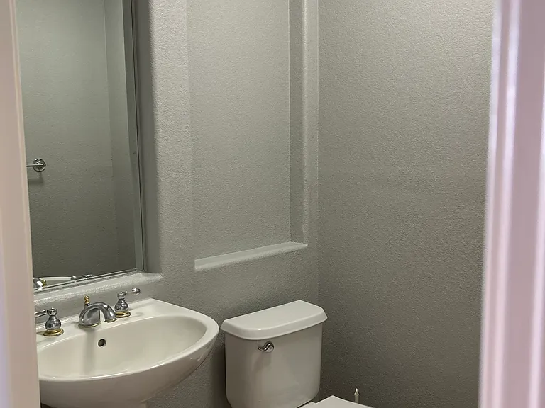 1/2 Bath Sink & Mirror