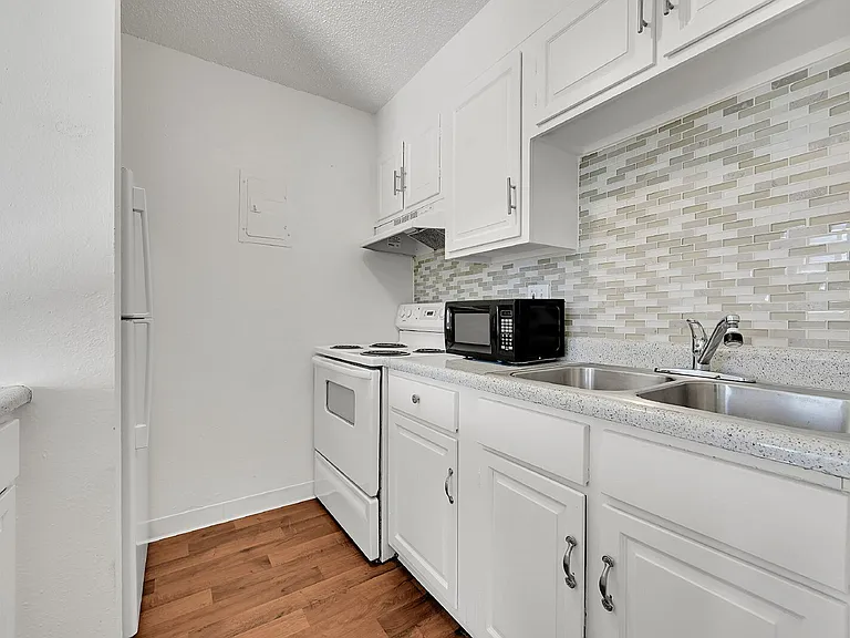 1285 Wolff St #3 — Photo 10