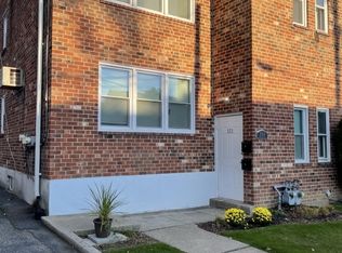 111 Sharon Ave, Collingdale, PA 19023