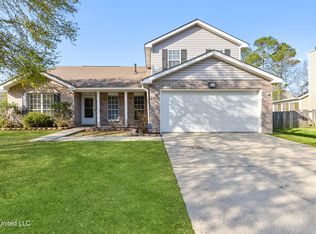 8118 Groveland Rd, Ocean Springs, MS 39564