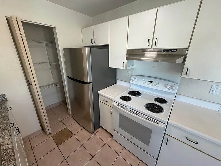 52 Kopi Ln #11-204 — Photo 6