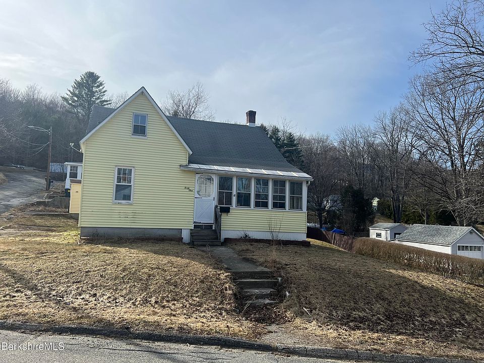 1st image of 41 Willow St