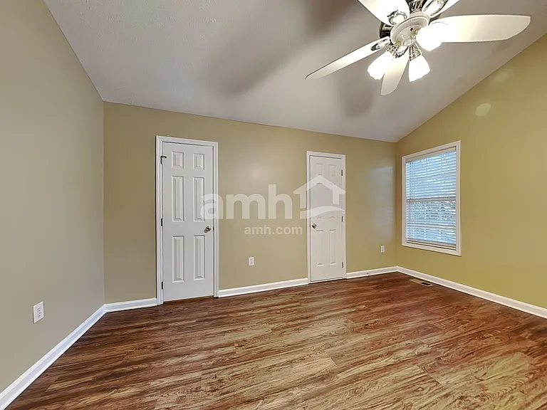 112 Pine Orchard Ct — Photo 9