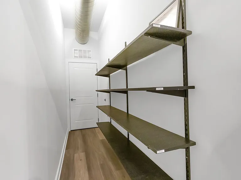 Stunning New Luxury Apartments at The Vienna — Photo 23