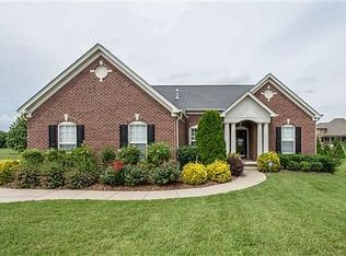 1057 Avery Trace Cir, Hendersonville, TN 37075