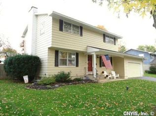 12 Lark Path, Liverpool, NY 13090