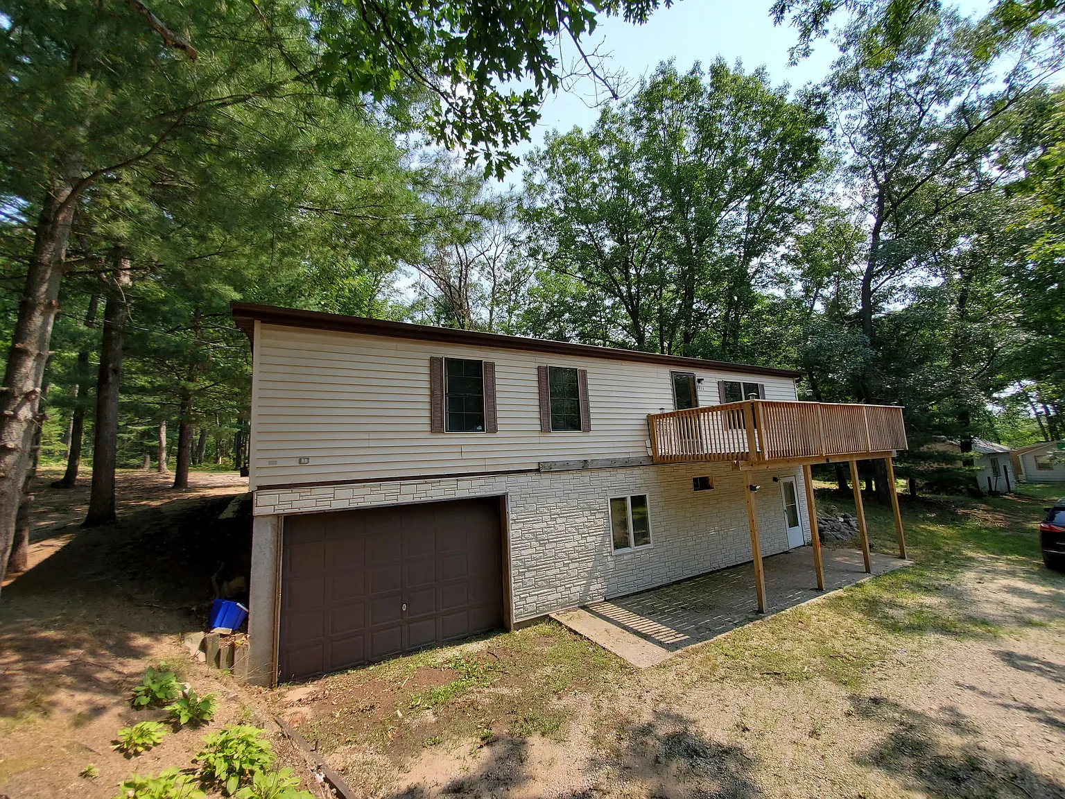 3817 S Townline Rd photo 1
