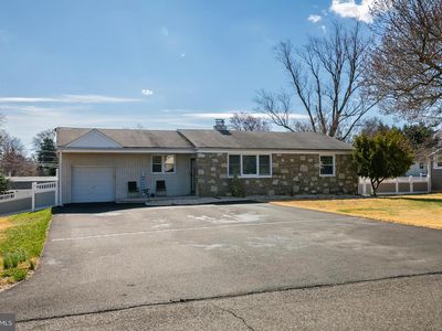 27 N Westview Ave, Feasterville, PA, 19053