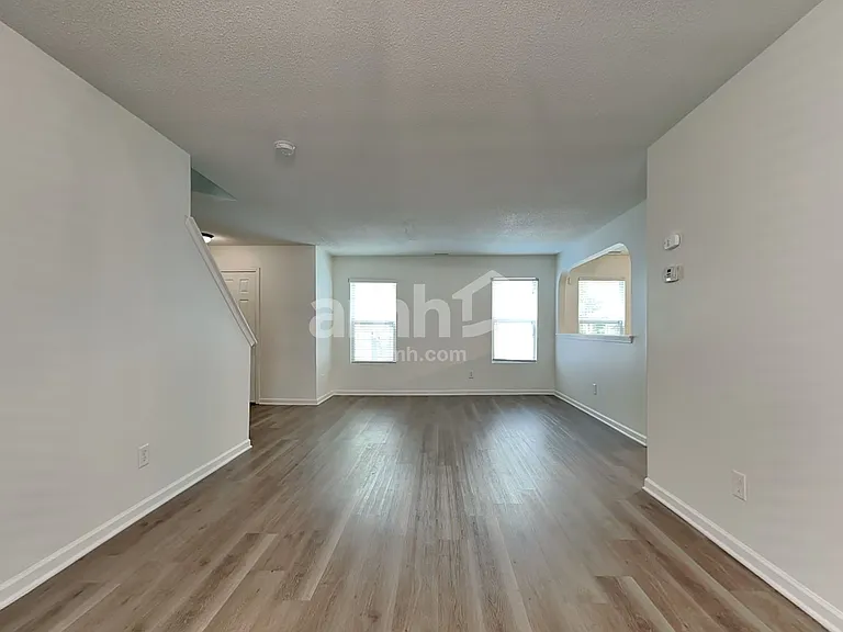 37 Valleyfield Dr — Photo 6