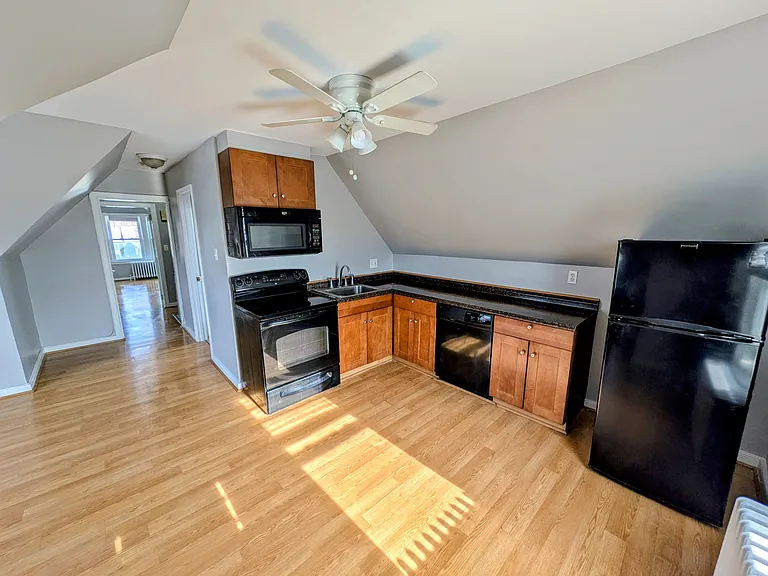 1 Newburg Ave #300 — Photo 3