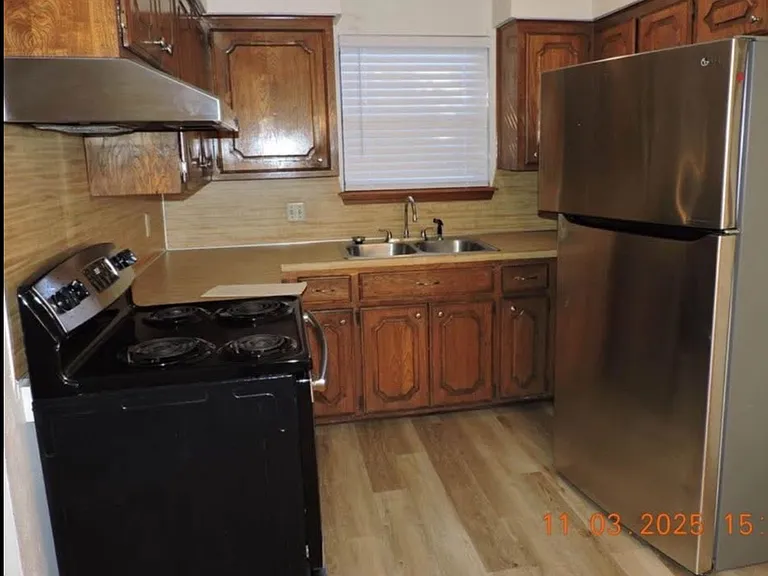 909 NE Tortoise Dr #5C — Photo 2