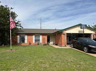 905 SW 66th St, Lawton, OK 73505