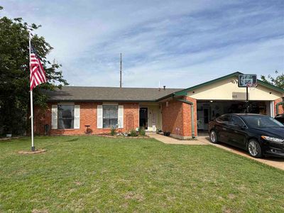 905 SW 66th St, Lawton, OK, 73505