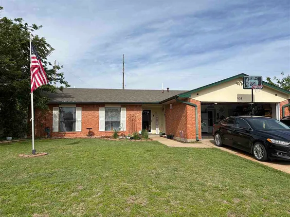 905 SW 66th St, Lawton, OK 73505