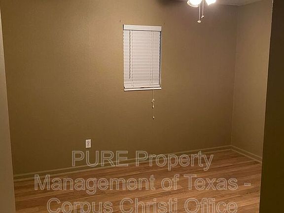 3rd image of 434 Valerie St