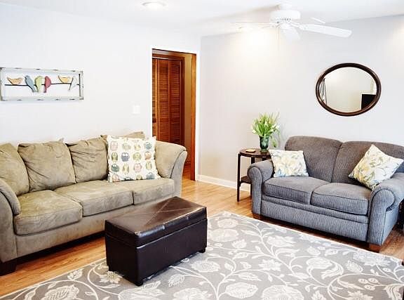 2nd image of 124 Orchard Ln