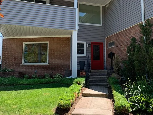 255 Southfield Rd #1, Birmingham, MI 48009