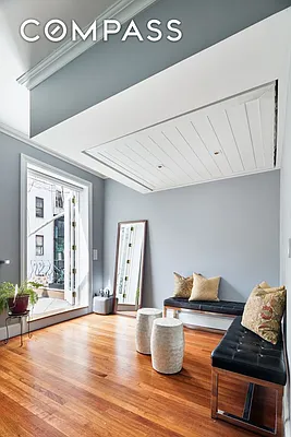 Rented by Compass | media 22