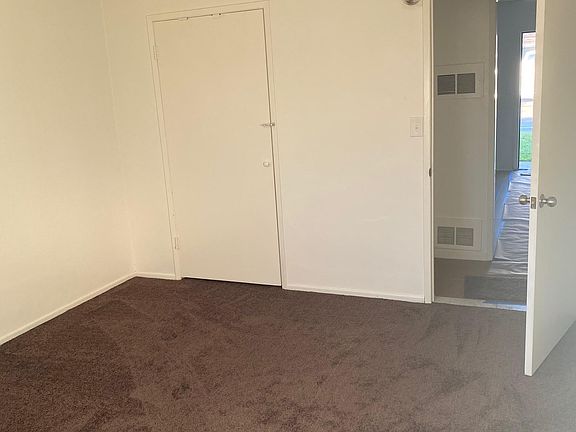 5th image of 1459 S Euclid Ave APT 15