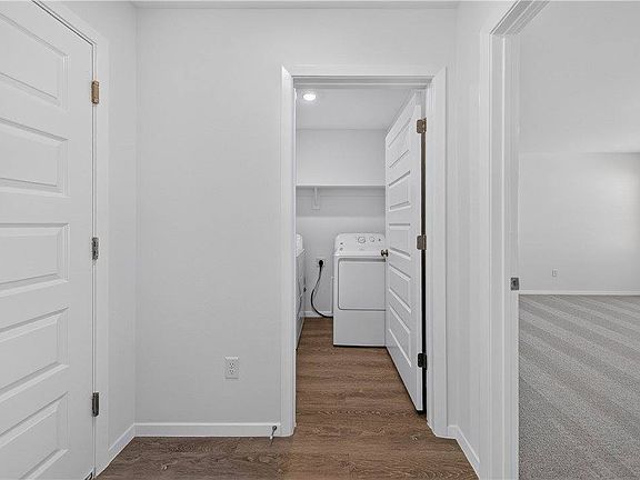 5th image of 2709 Major St