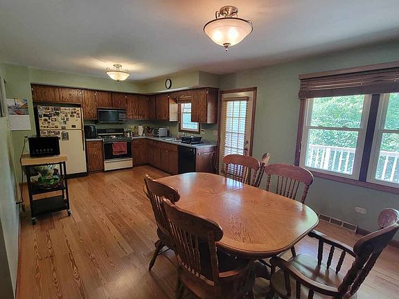 4th image of 617 Parkshore Dr