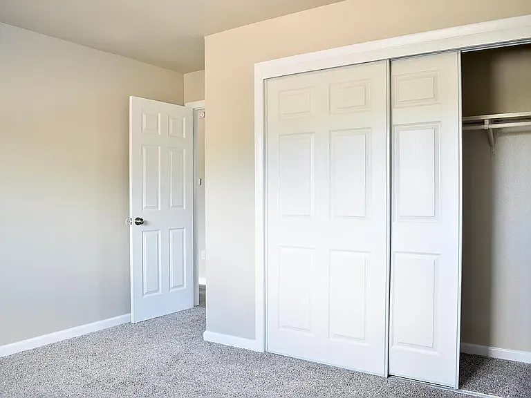2545 King St #3 — Photo 4