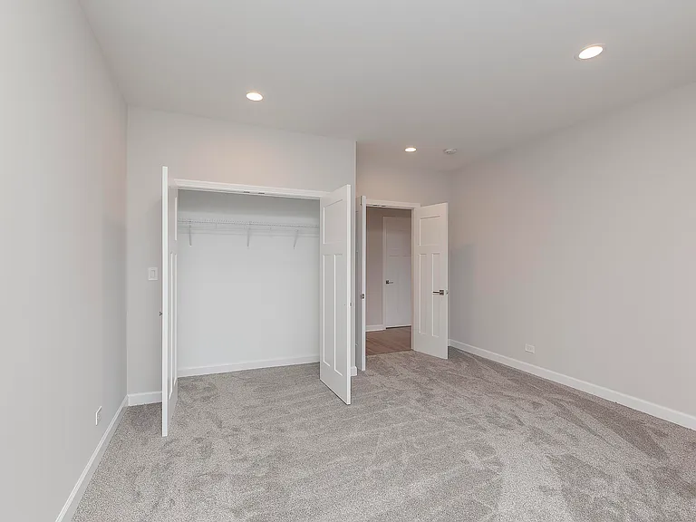 2909 N Clark St #2N — Photo 13