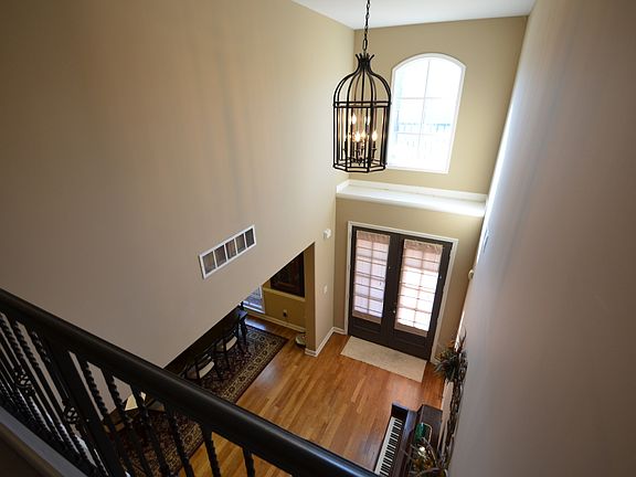 5th image of 3864 Park Creek Dr