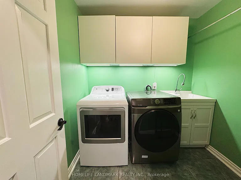 2415 Jarvis St #B4 — Photo 19