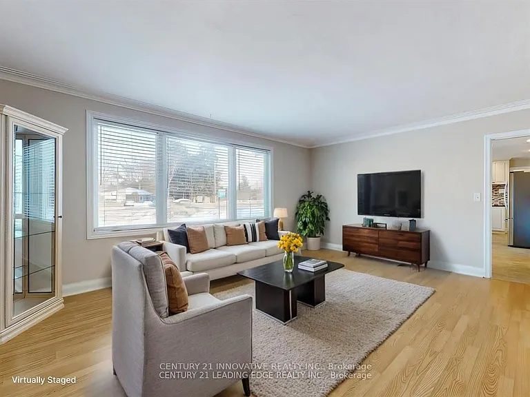 350 The Queensway S #MAIN — Photo 10