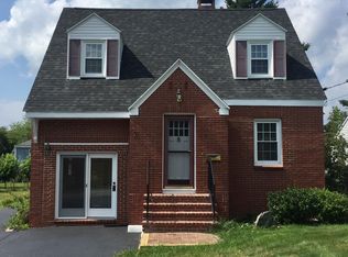 21 Colonial Rd, Westbrook, ME 04092