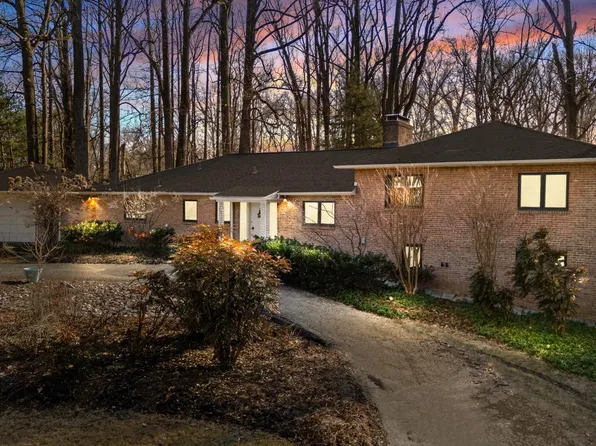 107 Walnut Ridge Rd, Wilmington, DE 19807