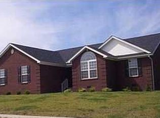 270 Mockingbird Dr, Taylorsville, KY 40071