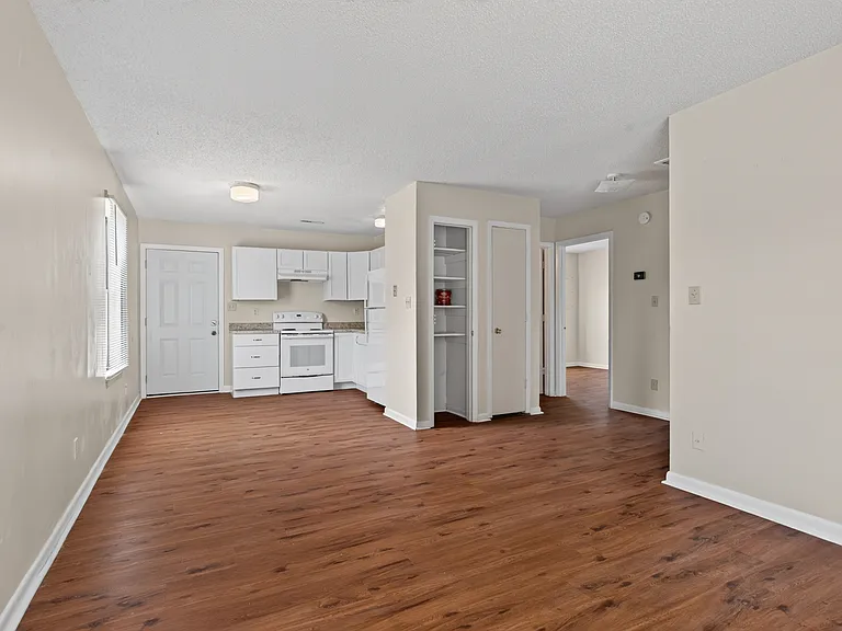 2344 Grandy Ave #B — Photo 6