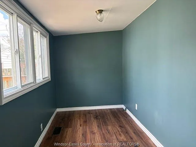 1370 Bruce Ave — Photo 10