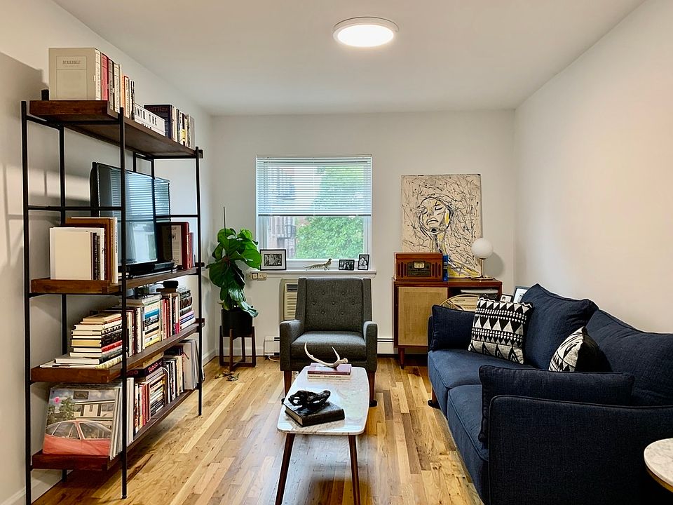1st image of 31-46 37th St #2R