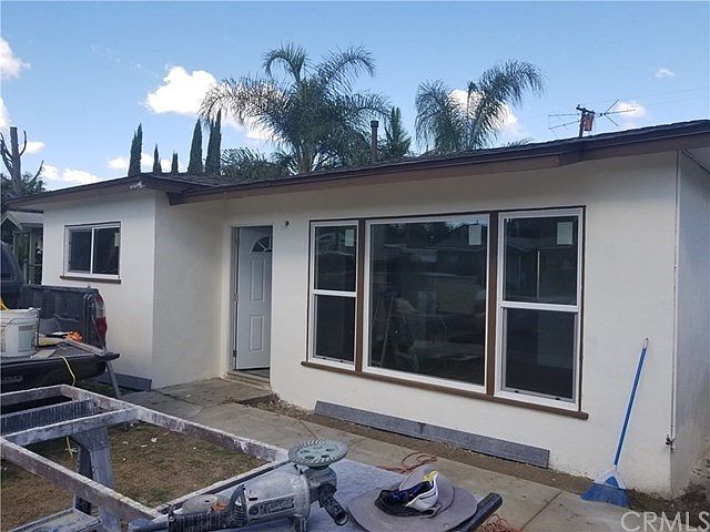2nd image of 137 W Mountain View St