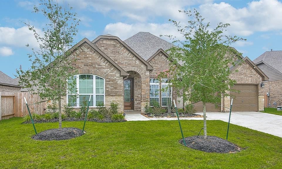 1st image of 31606 Hummingbird Oak Dr