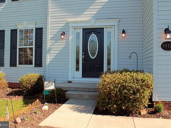 3rd image of 18131 Bullock Ct