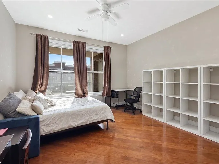 20 Avenue At Port Imperial #429 — Photo 19