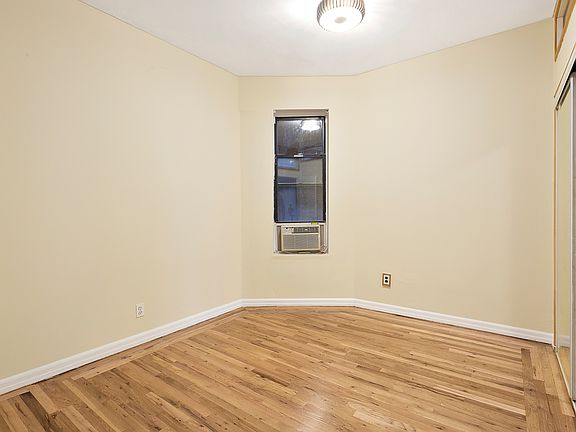 4th image of 987 Amsterdam Ave APT 2A