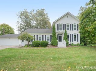11660 Fruit Ridge Ave, Kent City, MI 49330