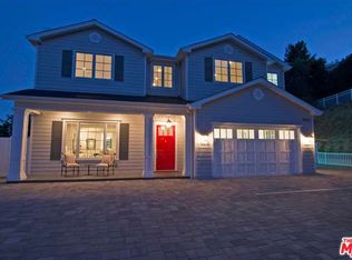 19540 Rosita St, Tarzana, CA 91356