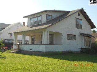 215 W 3rd St, Marquette, KS 67464